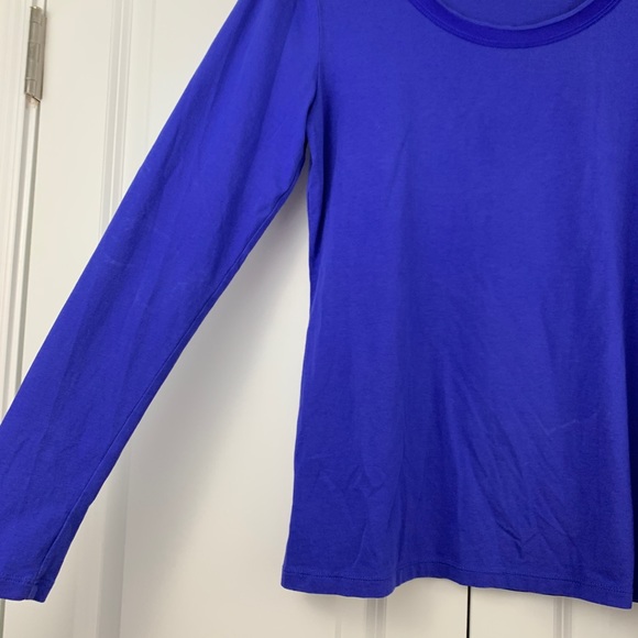 Ann Taylor cobalt blue long sleeve scoop neck top - Picture 2 of 8